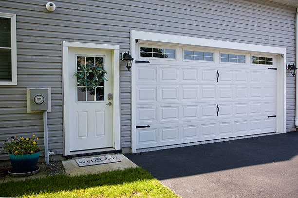 24/7 Emergency Garage Door Panel Replacement experts in Alexandria, AL